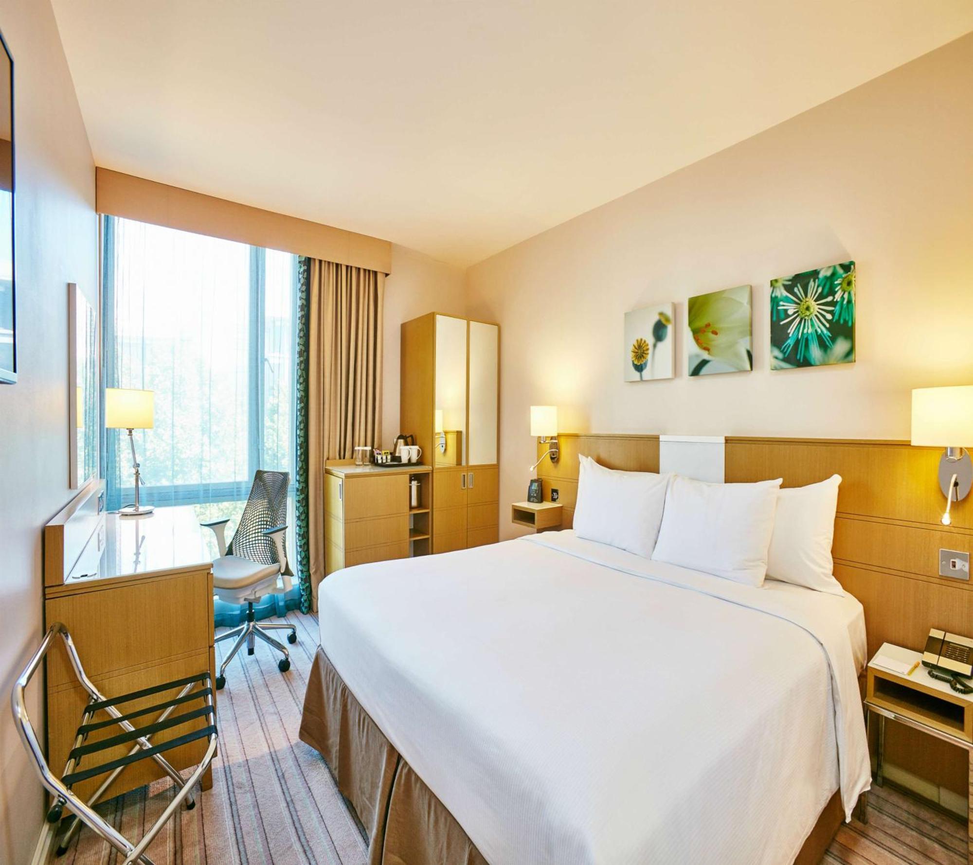 Hilton Garden Inn Birmingham Brindley Place Exterior foto